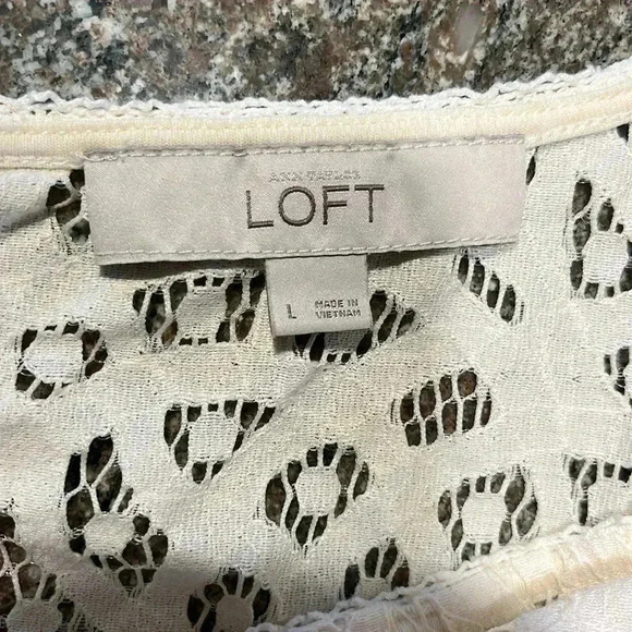 EUC Loft Cream Bone Ivory Lace Popover 3/4 Sleeve Top Blouse Shell Sz L - Picture 4 of 9